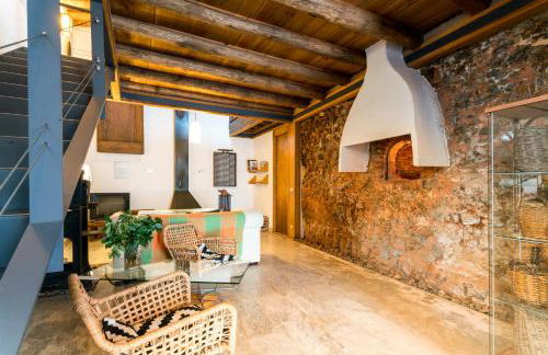 Antigua Panadería de Valdelarco, chimenea con horno 2 Hab 4 pers mas 2 max - Foto 1