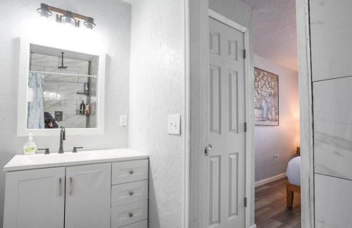 1BR Apt 7 mins Integris Monthly 15 Off #20A - Foto 42