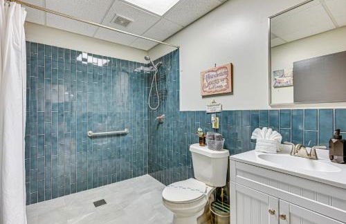 8 Mi to Tarpon Springs Sponge Docks Gem with Games - Foto 14