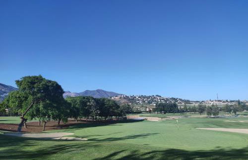 HAPPY HOLIDAYS - Photo 50