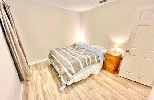 3 Bed Home 5 Mins to JAX Airport & Zoo - Foto 19