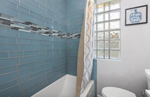 Jazzy Charmer with 3 Queen BedsJazzy Charmer - Foto 22