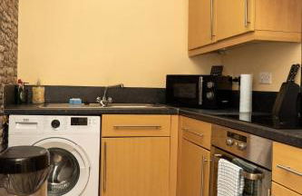 2 bed flat near Livingston North Station - Foto 7