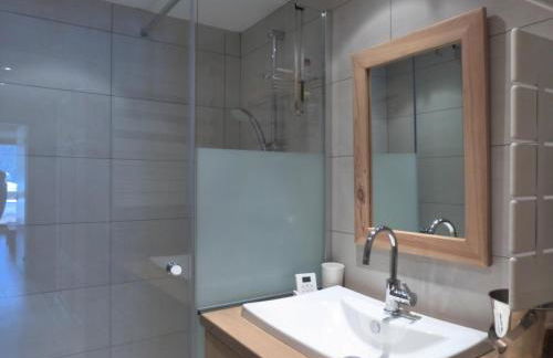 Résidence Trois Marches Bat C - Joli appartement rénové avec une belle vue, proche du télésiège du morel et de l'arrêt de bus MAE-1778 - Foto 7