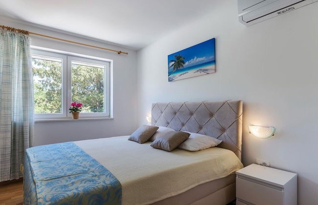 Large Holiday Home With Swimming Pool - Foto 4