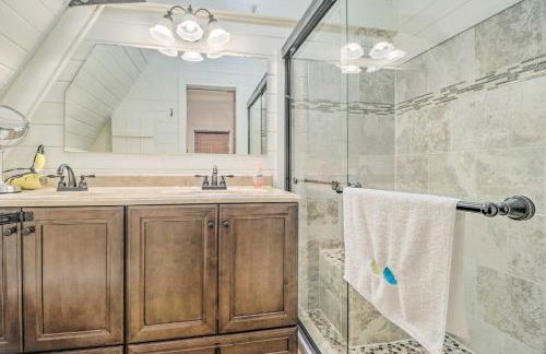 Lake Martin Cabin with Luxury Dock and Kayaks! - Foto 17