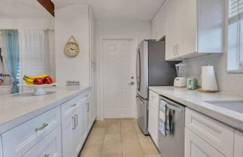 7-Person Luxury Spa, Fenced Paradise, Beach Vibes - Foto 26