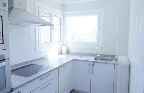 Apartamento luminoso, funcional y amplio en zona hospitalaria - Photo 16