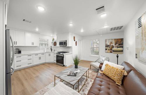 The King's Retreat I - Photo 1