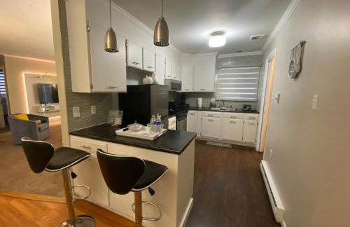 A Modern Apt close to downtown - Foto 8