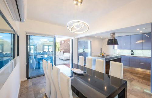 Villa Horizon Grande - Stunning Luxury villa great location sleeps 16 - Foto 27