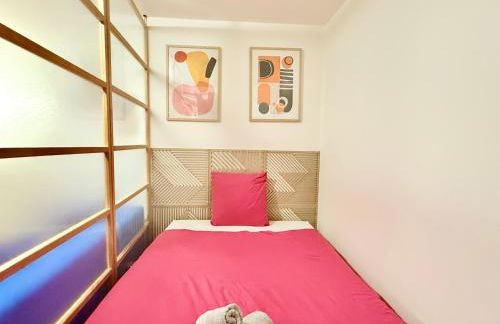 La maison colorée proche de Paris et Gare du Nord, parking gratuit - Foto 6