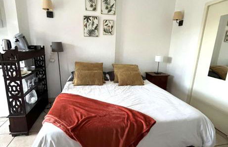 SAINT FLORENT - STUDIO 2 couchages Avec Piscine - Foto 2