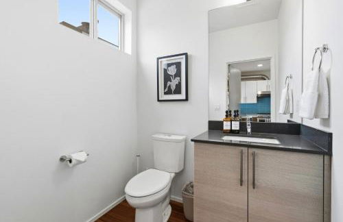 Rooftop Retreat w Stunning Views - Ballard Gem - Foto 31