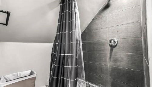 3rd Story Loft Islandview Pets Included with Free Parking! - Foto 3