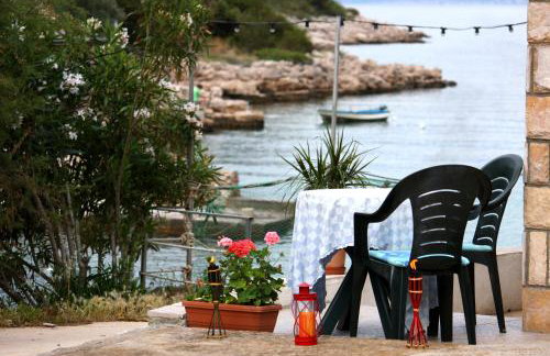Apartments by the sea Cove Zarace - Gdinj, Hvar - 2047 - Foto 7