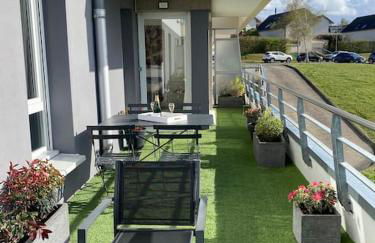 Le Domaine Réservé , parking et écrin de verdure - Foto 24