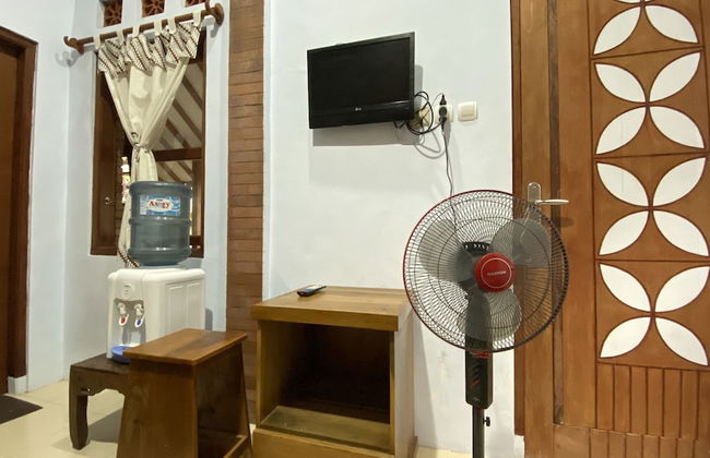 Homestay Candi Pawon Fahrurohman Syariah - Foto 6