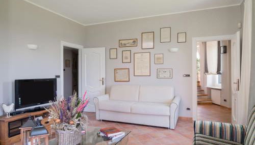 GuestHost - La Riccarda Villa x12 Giardino&Piscina - Foto 4