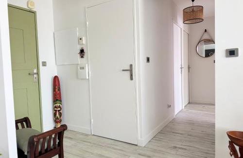 LA PROVENCE - '' TRAVELLER AWARD 2026 '' - Charming modern family apartment, pool & private parking near Avignon, fully renovated with interior-architect design - Foto 26