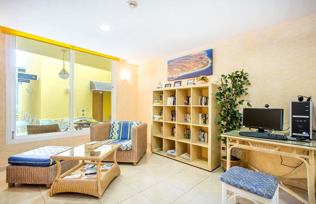 Apartamentos Punta Marina by LIVVO - Foto 2