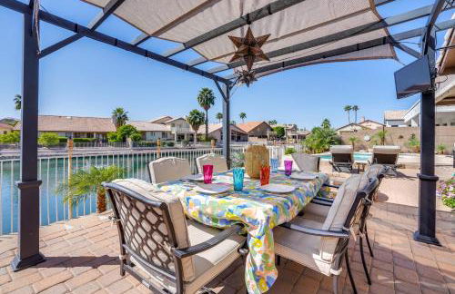 Lakefront Home with Outdoor Oasis in Glendale! - Foto 37