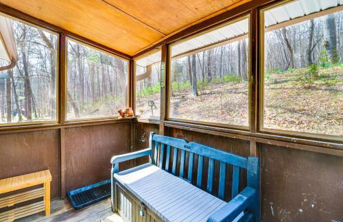 Great for Families! Woodsy Cabin in Lost City - Foto 29