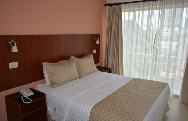 Apart Hotel Premium Suites Santa Cruz - Photo 27