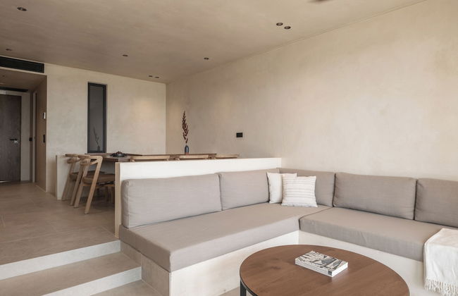 Seven Rocks Suites - Photo 27