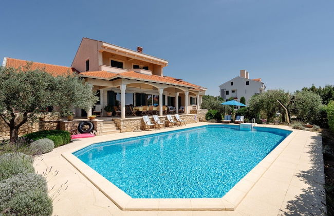 Villa Clara With a Pool in Kozino Near the sea - Photo 11