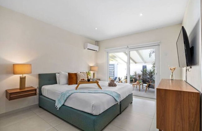 NEW Modern 3BR 3BA Private Pool Centrallylocated - Foto 7