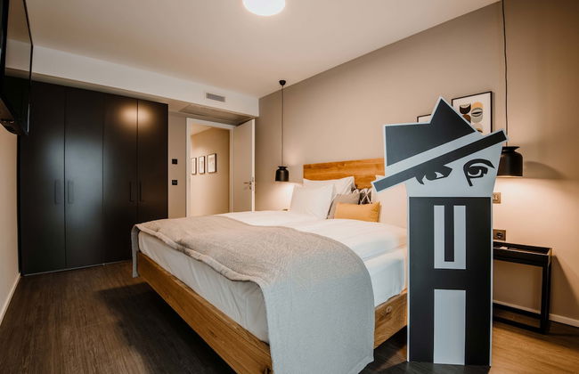 Timehouse - Photo 19