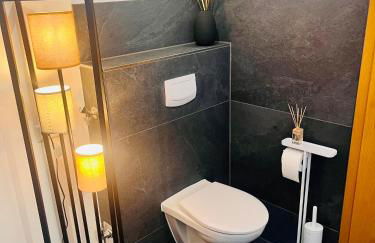 Boutique Apartment - Photo 27