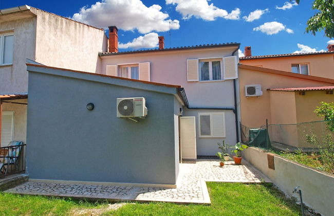 Apartment 1366 - Photo 46