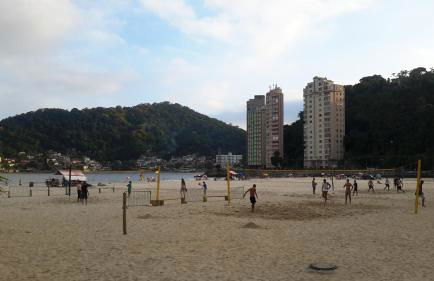 Apto frente ao mar, ar cond. frio e Wi-Fi - Foto 53