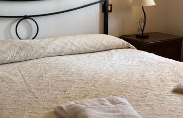 Madonna Del Poggio CAV - Apartments - Photo 70