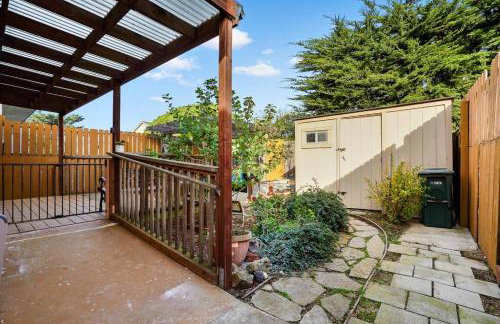 Spacious 5BR Coastal Retreat - 8 Beds Beach & Golf - Old - Photo 39