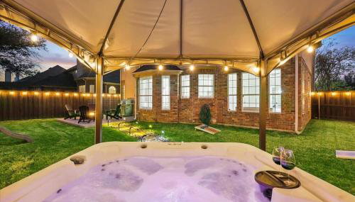 Luxury Home w Hot Tub near DFW Airport - Foto 2