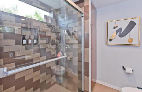 Navigate Stays Family Artful Retreat w Pool & Cabana - Foto 35