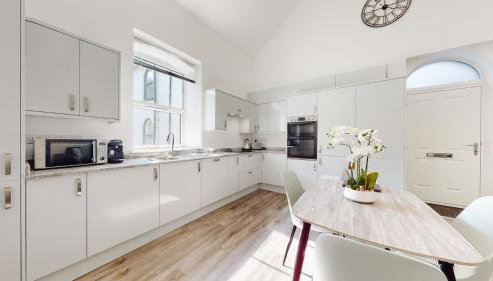 Spacious three bedroom apartment with Valley views - Foto 5