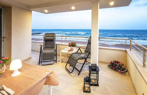 Nice Home In Kaukana With Kitchenette - Foto 1