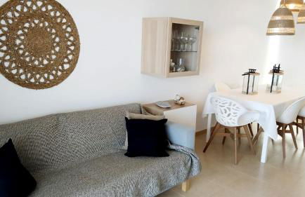 Adosado con fantásticas vistas al mar y piscina. - Foto 12