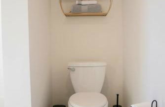 Entire Spacious Vacation Home - 1 mile to all Attractions - Foto 14