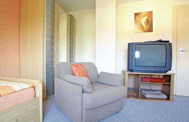 Apartment With Terrace and Pool in the Garden - Foto 3