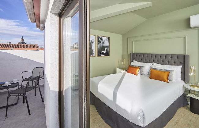 L&H La Latina - Photo 10