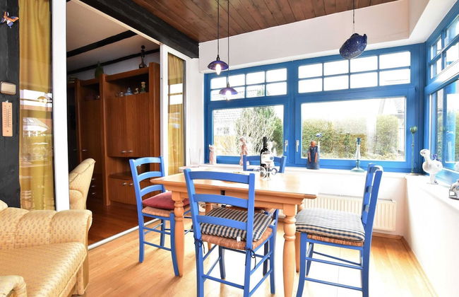 Holiday Home With Terrace in Graal-muritz - Photo 10