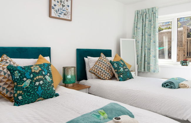 Ty Hapus - Close to Beach and Town - Photo 19