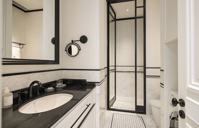 OPARTMENT The Far Eastern Hotel - People's Square - Photo 50