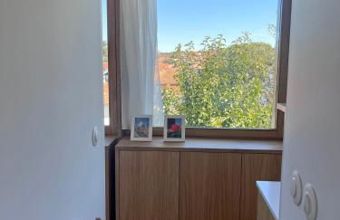 Contemporary Villa with Pool - Foto 31