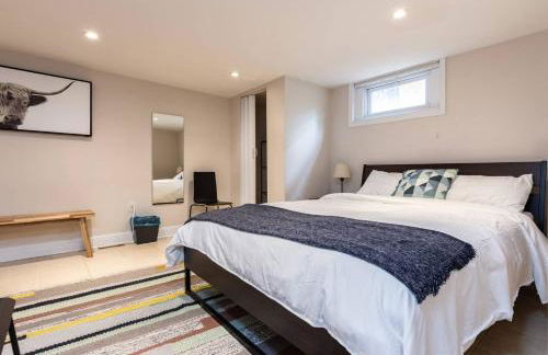 Gorgeous Home 10 min to DC by CozySuites - Foto 10